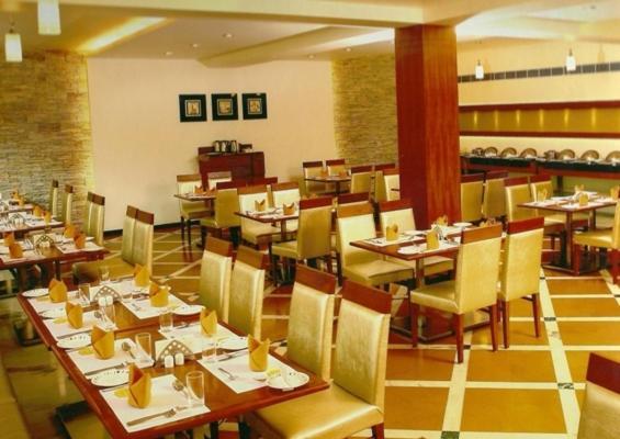 The Avenue Center Hotel Kochi Esterno foto