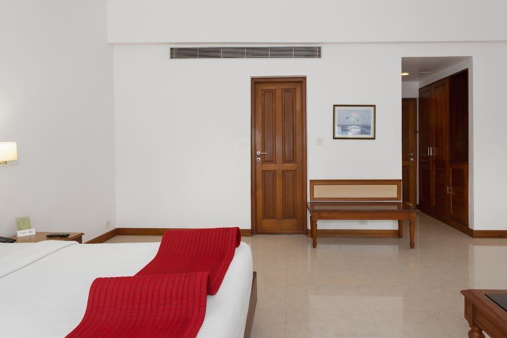 The Avenue Center Hotel Kochi Esterno foto