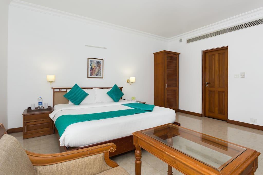 The Avenue Center Hotel Kochi Esterno foto